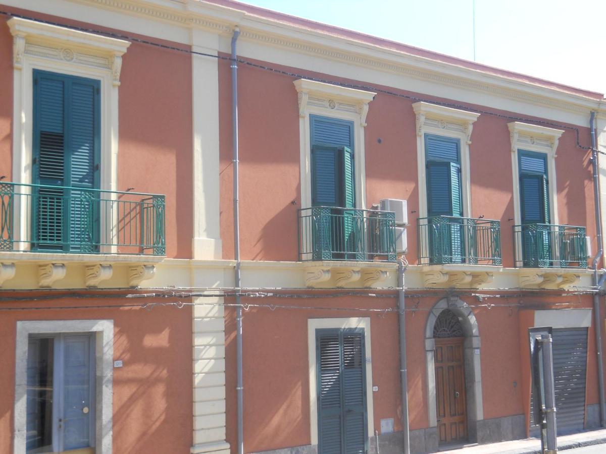 Antico Palazzo Bed & Breakfast Джардини Наксос Екстериор снимка