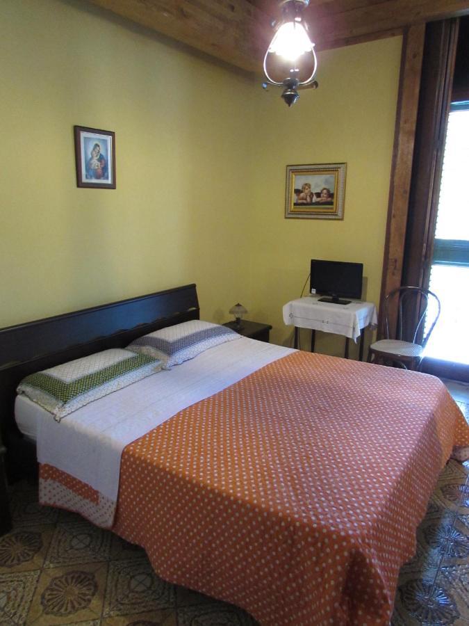 Antico Palazzo Bed & Breakfast Джардини Наксос Екстериор снимка